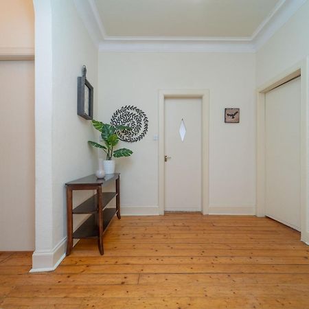 Large City Corner Apartment Edimburgo Exterior foto