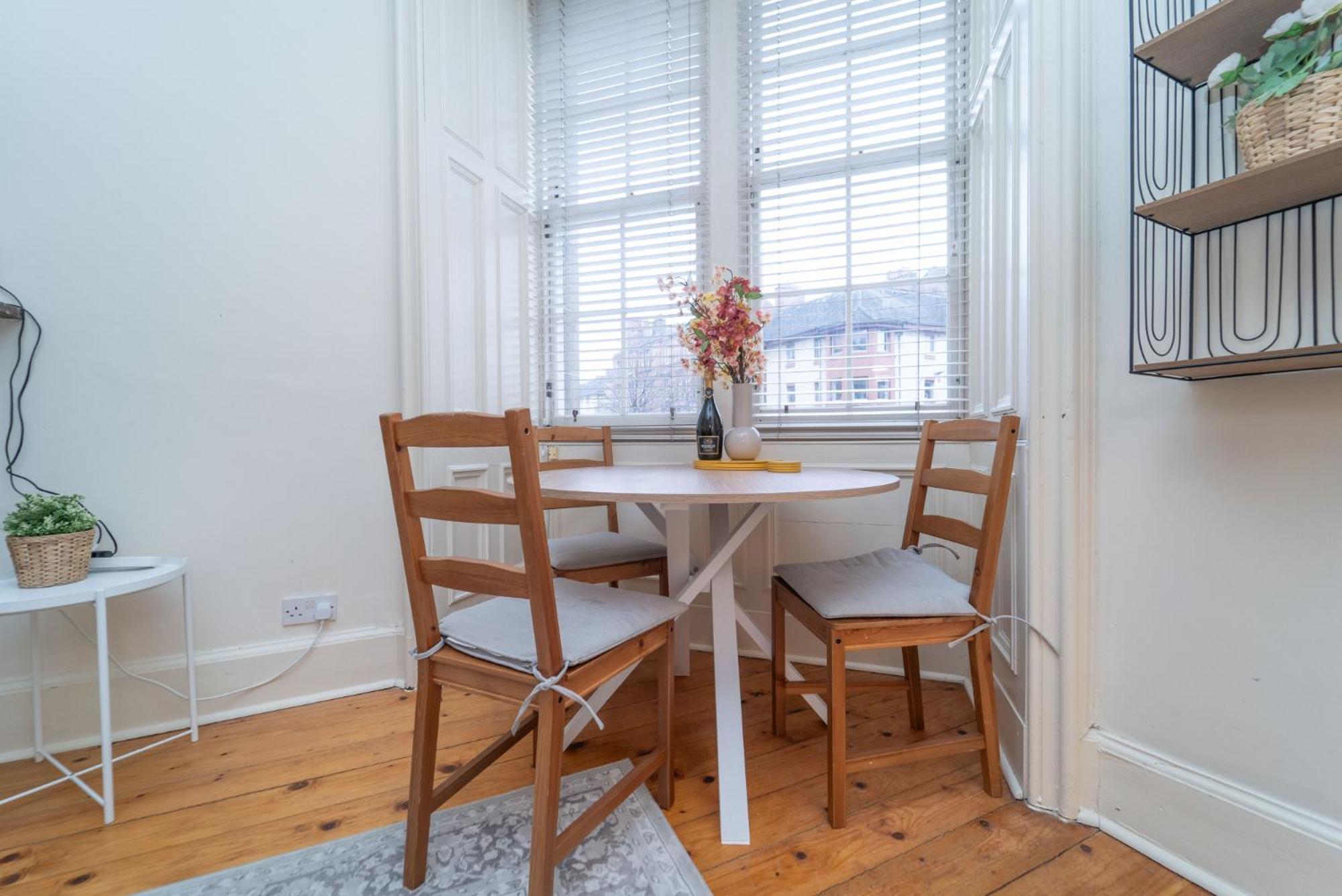 Large City Corner Apartment Edimburgo Exterior foto